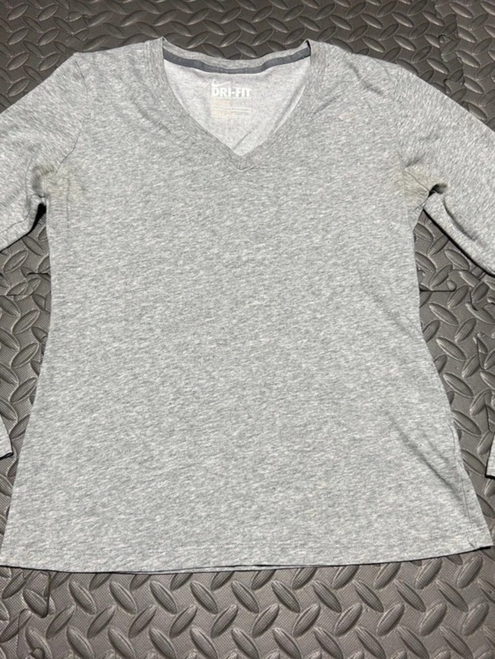 Nike Dri-FIT Women’s V-Neck Long Sleeve Shirt Gray